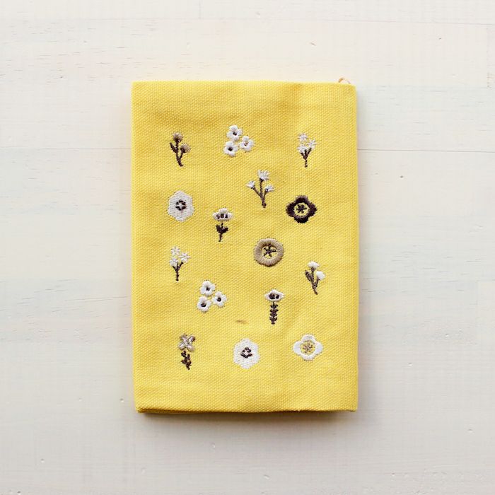 刺繍ﾌﾞｯｸｶﾊﾞｰ 小花 HONTOWATASHI