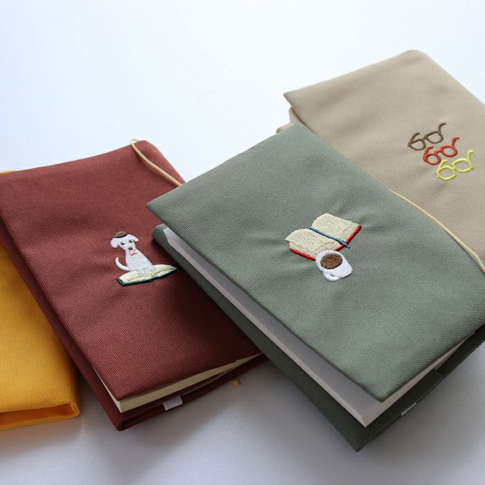刺繍ﾌﾞｯｸｶﾊﾞｰ 本と珈琲 HONTOWATASHI | 古川紙工公式オンラインショップ
